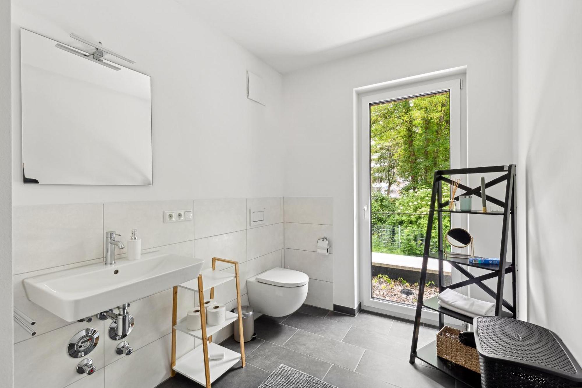 Sali-Homes R5 - New Build With Terrace In City Center バイロイト エクステリア 写真
